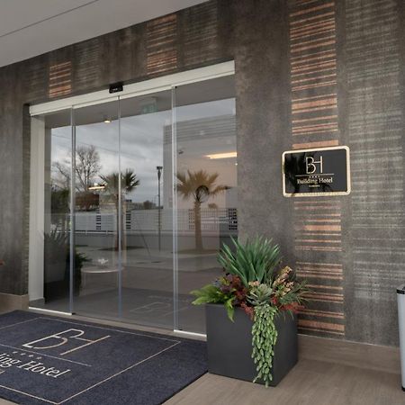 Building Hotel Teverola Екстер'єр фото